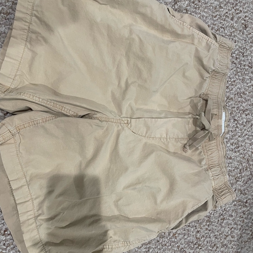 AE Tan Elastic Waist Shorts